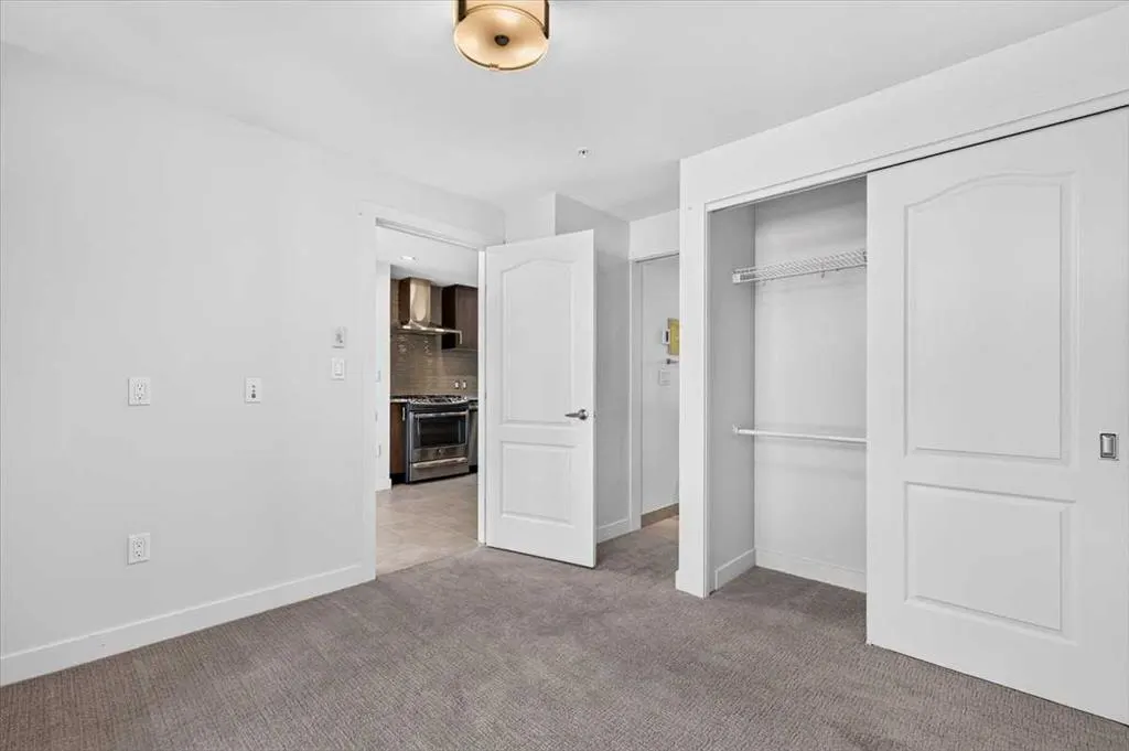 303 13 Avenue SW #1406