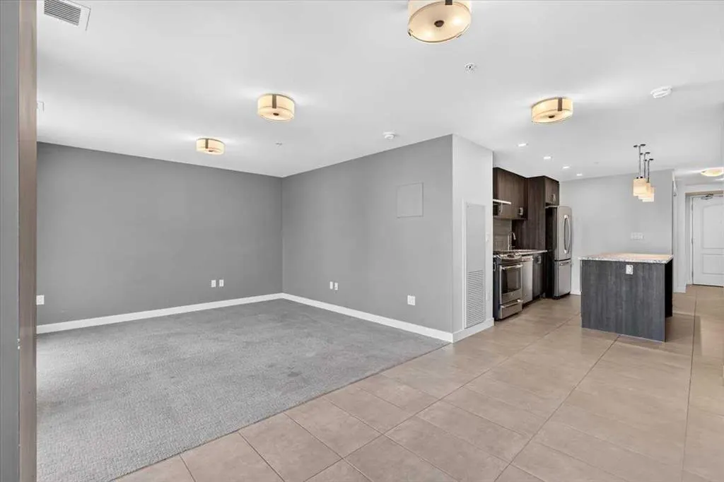 303 13 Avenue SW #1406