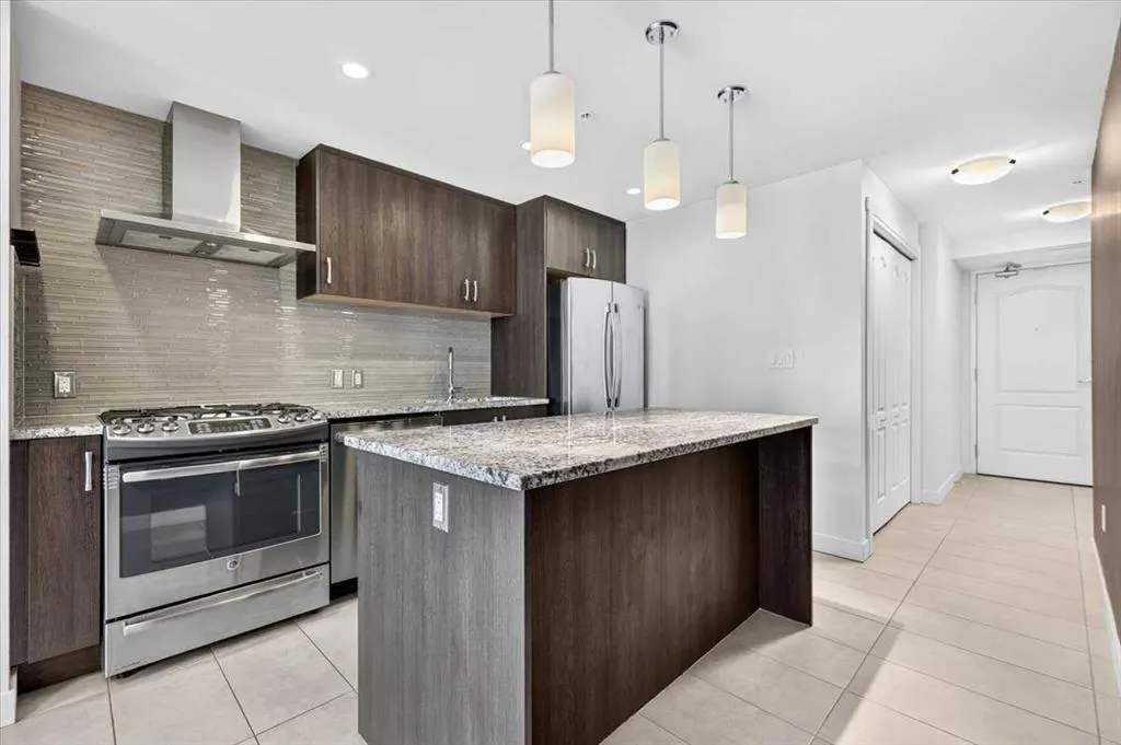303 13 Avenue SW #1406