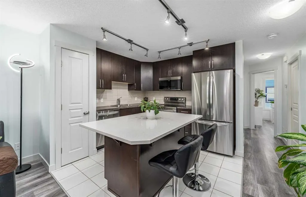 1110 Mckenzie Towne Row SE