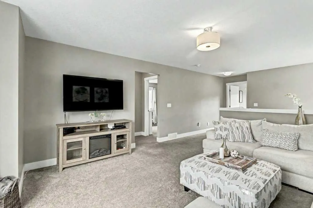 15 Sundown Way