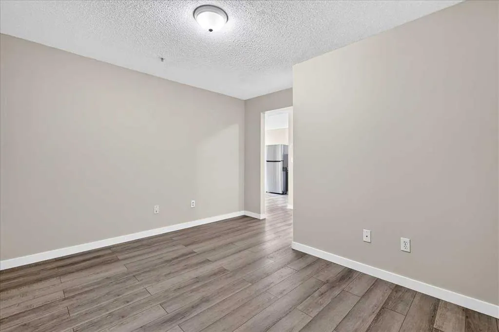 1717 60 Street SE #212