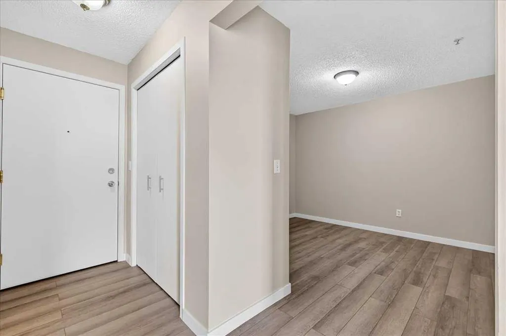 1717 60 Street SE #212