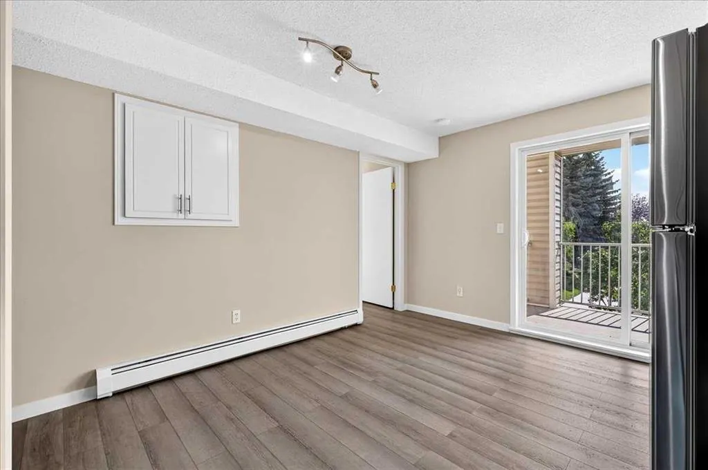 1717 60 Street SE #212