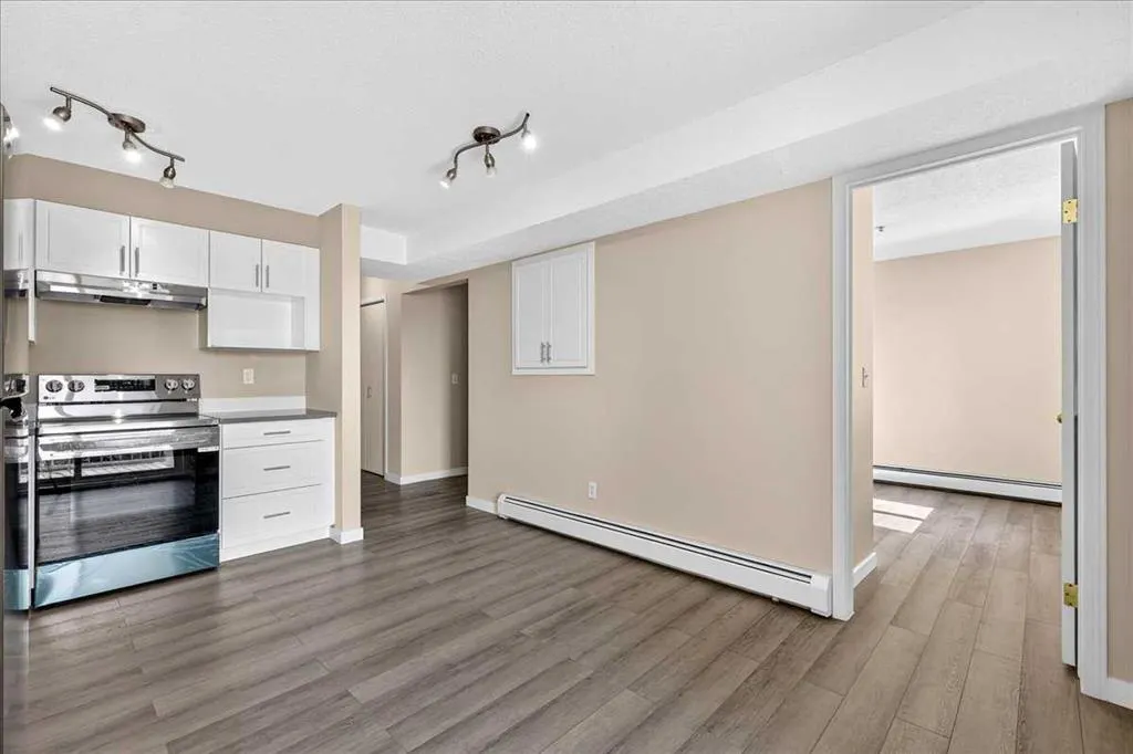 1717 60 Street SE #212