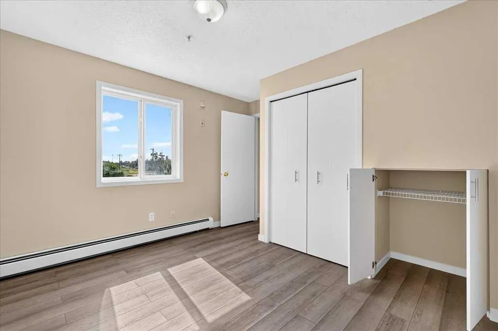 1717 60 Street SE #212