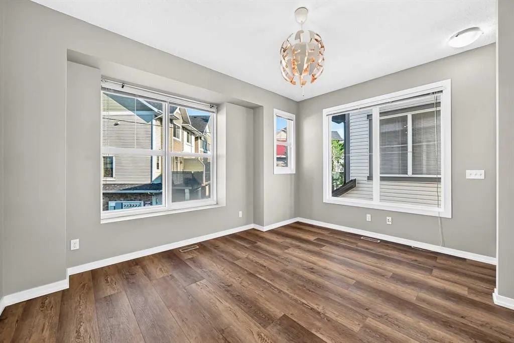 108 New Brighton Point SE