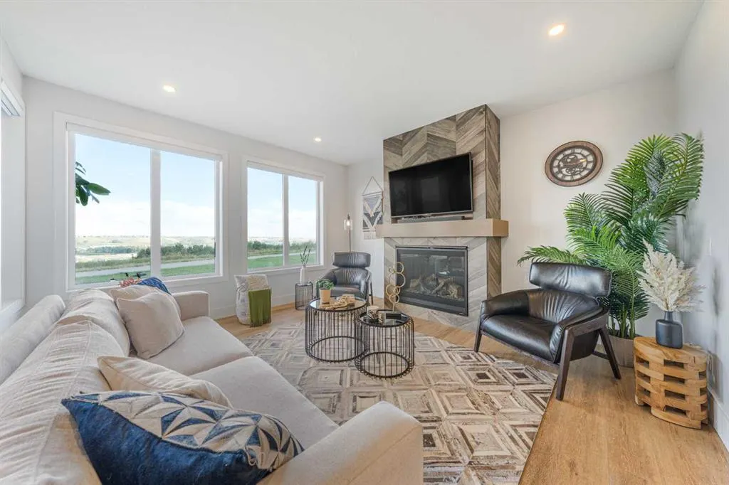 92 Walcrest View SE