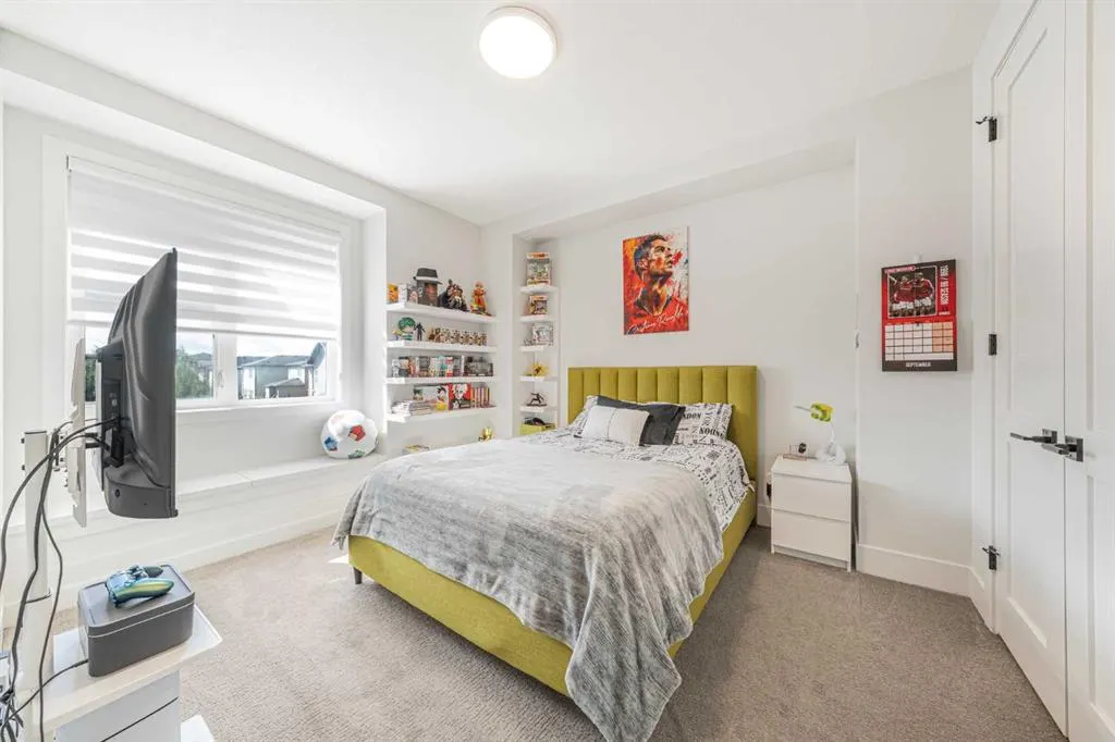 92 Walcrest View SE