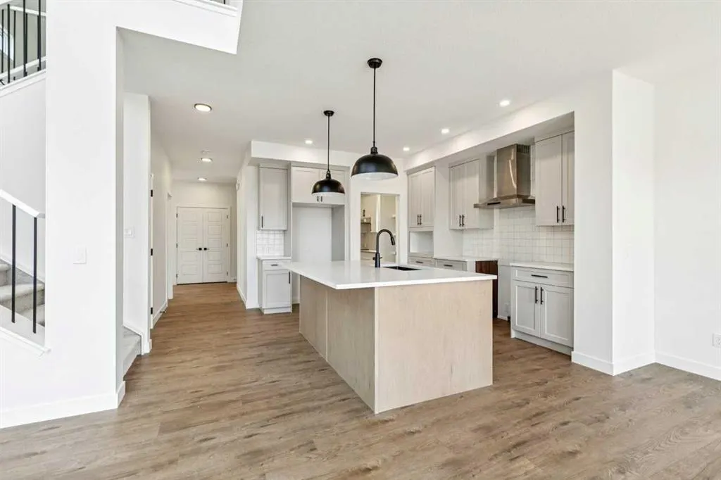 55 Bridgeport Circle