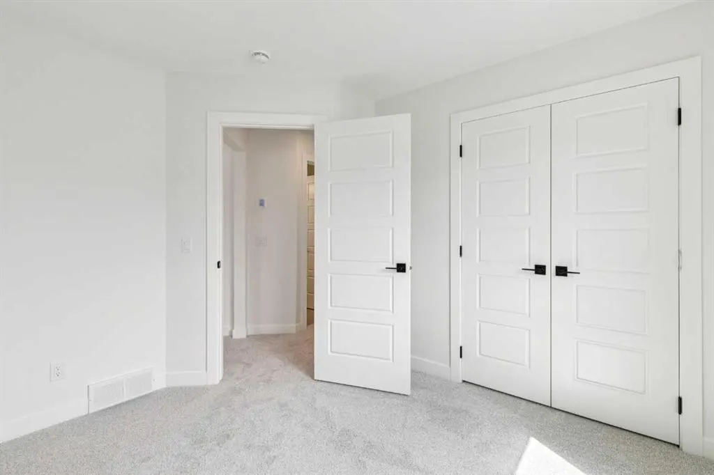 55 Bridgeport Circle