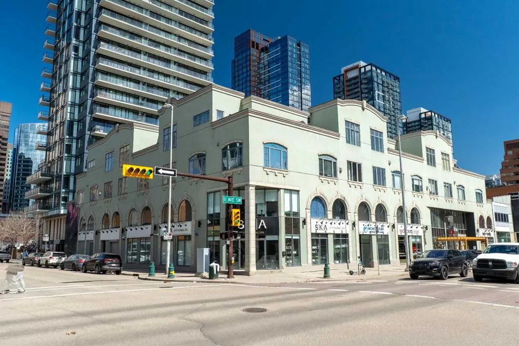 638 11 Avenue SW #311