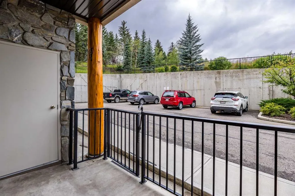 77 George Fox Trail W #117