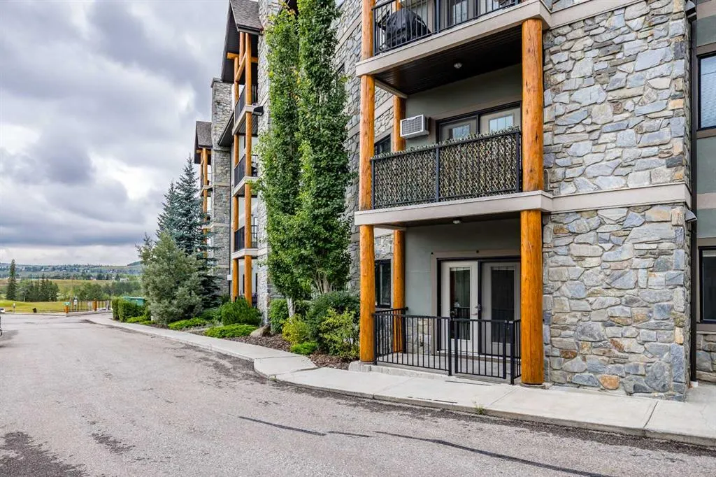 77 George Fox Trail W #117