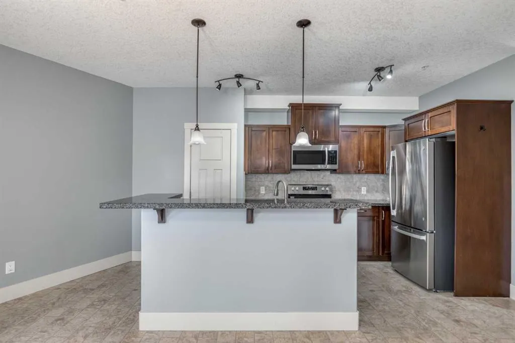 77 George Fox Trail W #117