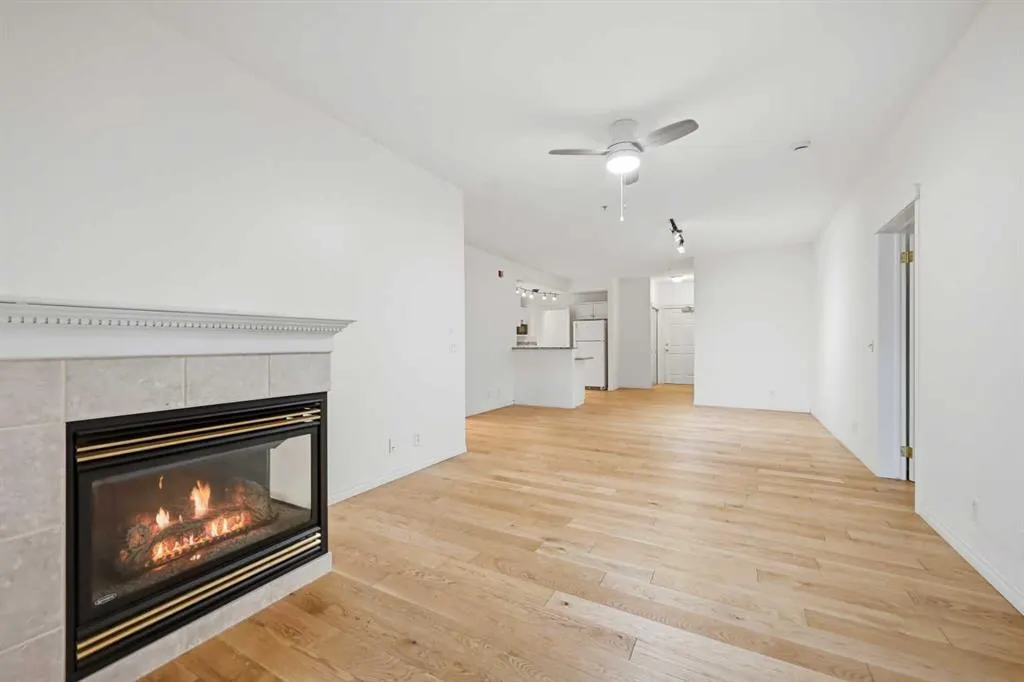 2134 Kensington Road NW #106