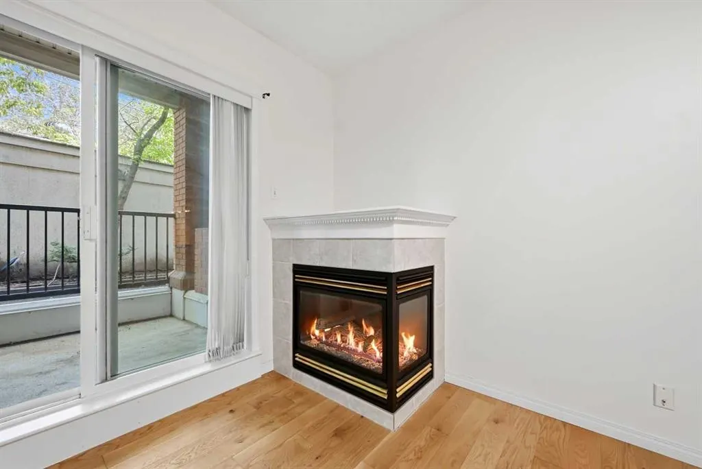 2134 Kensington Road NW #106