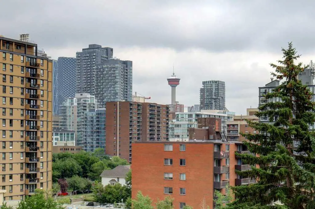 817 15 Avenue SW #601