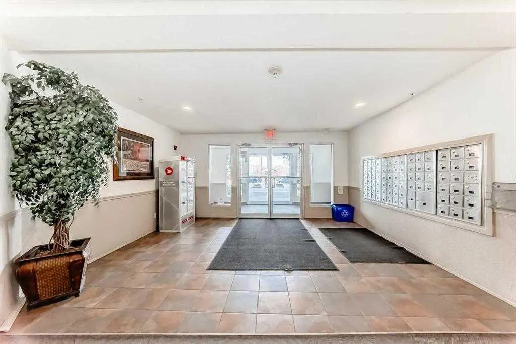 2395 Eversyde Avenue SW #1323