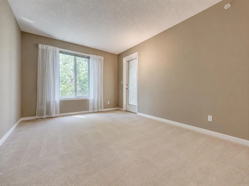 2395 Eversyde Avenue SW #1323