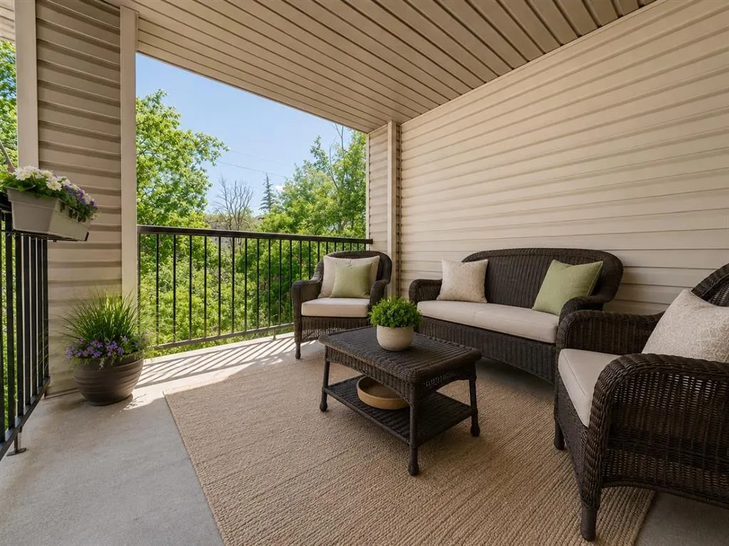 2395 Eversyde Avenue SW #1323