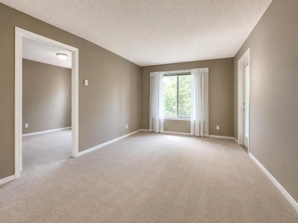 2395 Eversyde Avenue SW #1323