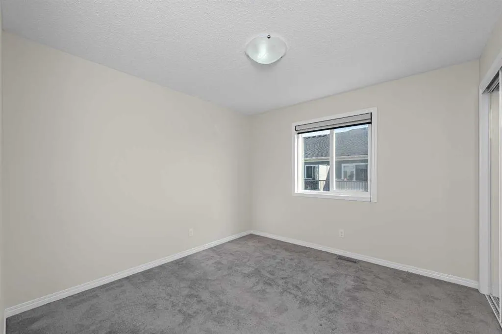17 Cityscape View NE