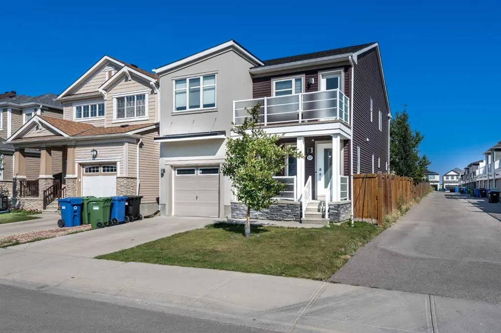 17 Cityscape View NE