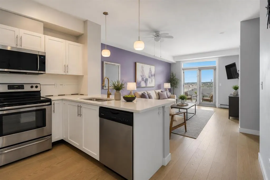 2300 Evanston Square NW #412