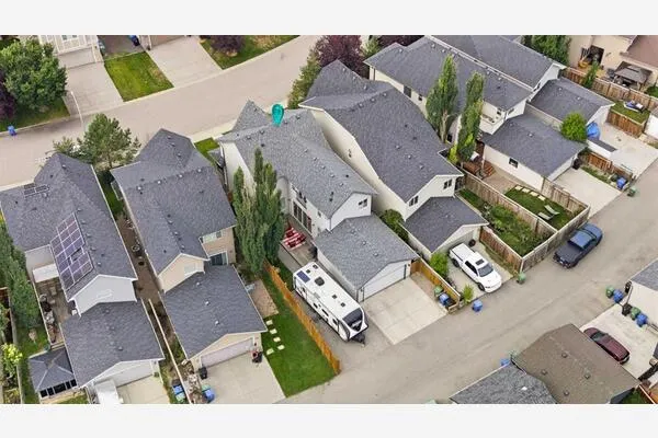 177 Cranarch Place SE