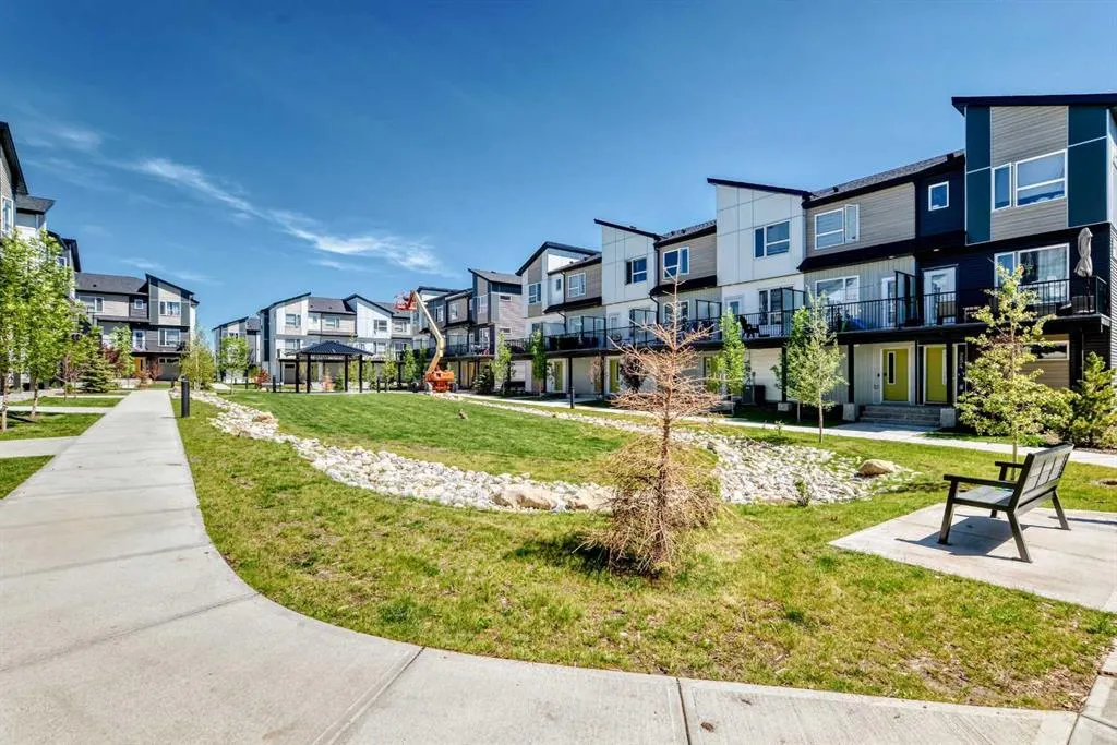 301 Redstone Boulevard NE #122