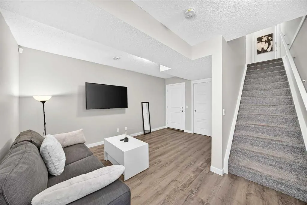 301 Redstone Boulevard NE #122