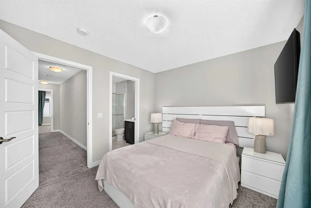 301 Redstone Boulevard NE #122