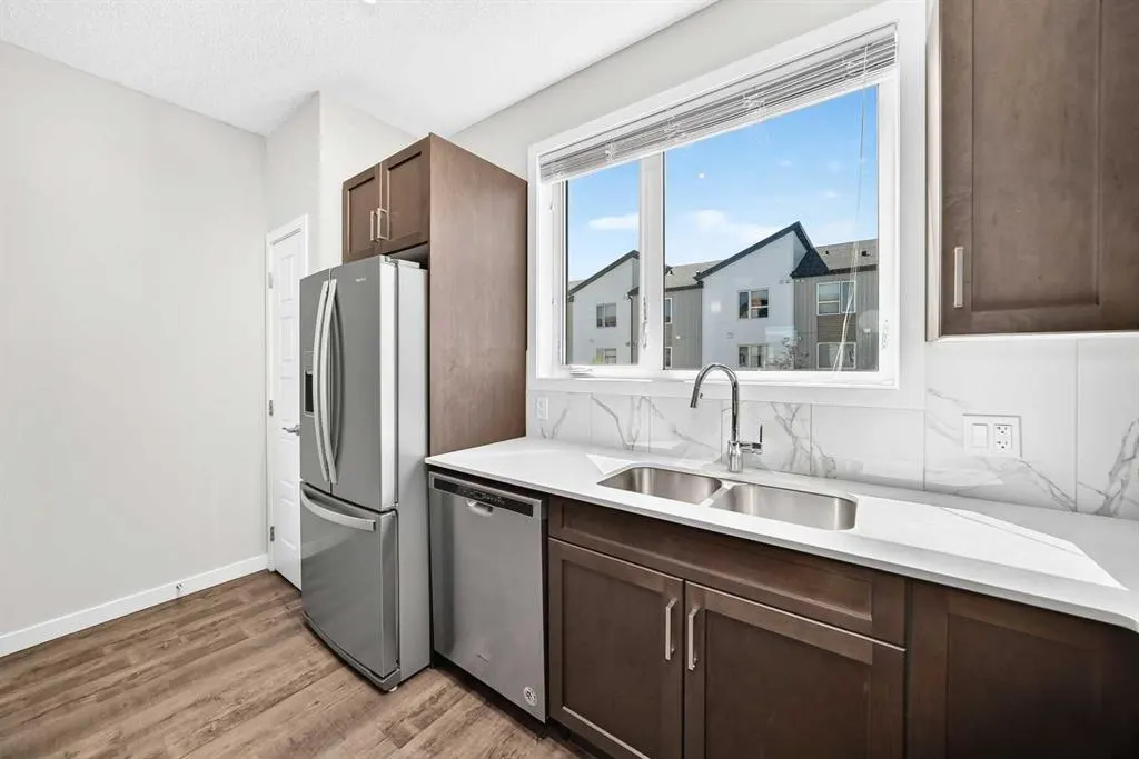 301 Redstone Boulevard NE #122