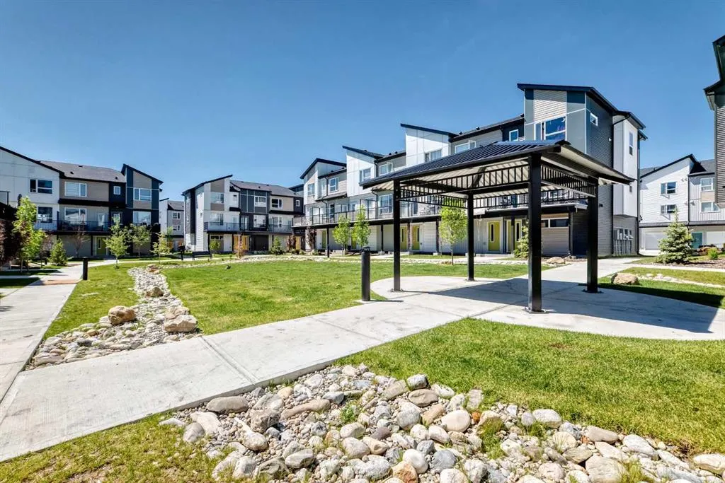 301 Redstone Boulevard NE #122