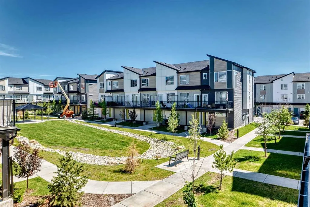 301 Redstone Boulevard NE #122