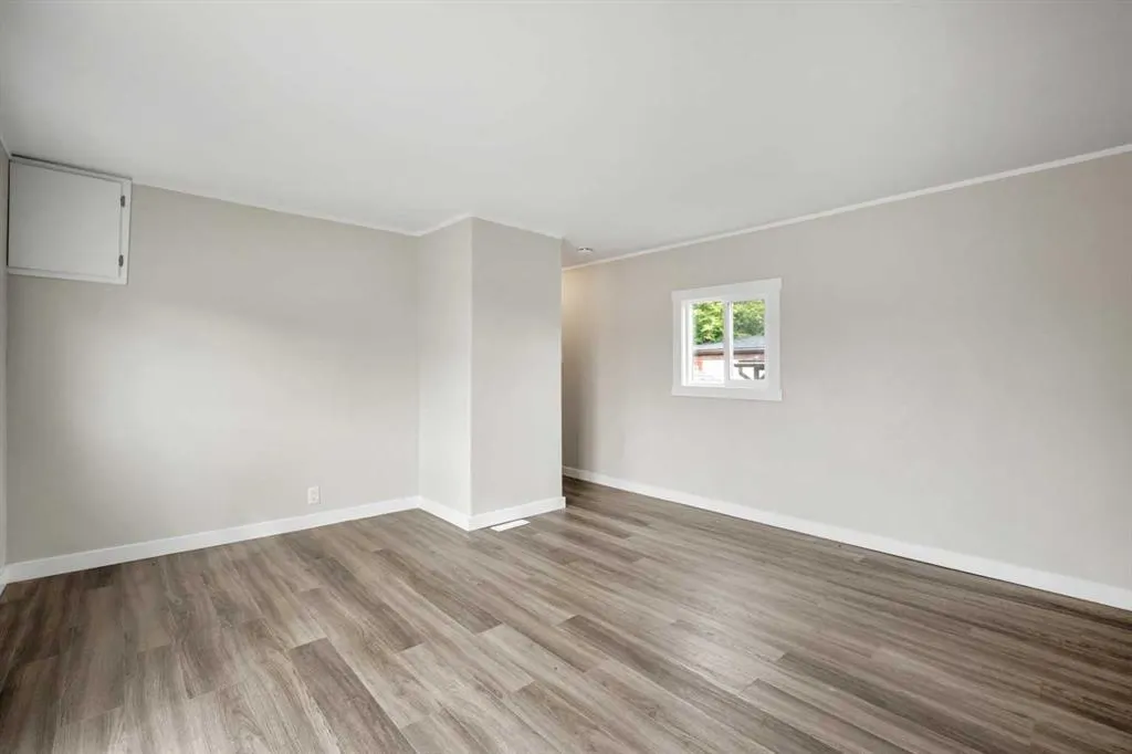 6220 17 Avenue SE #242