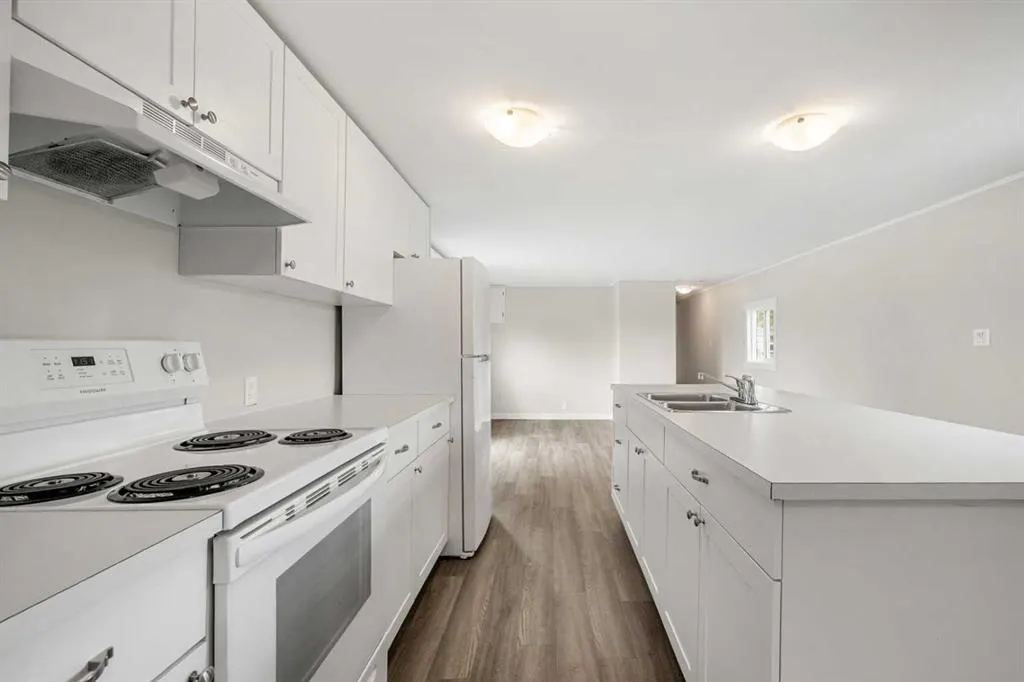 6220 17 Avenue SE #242