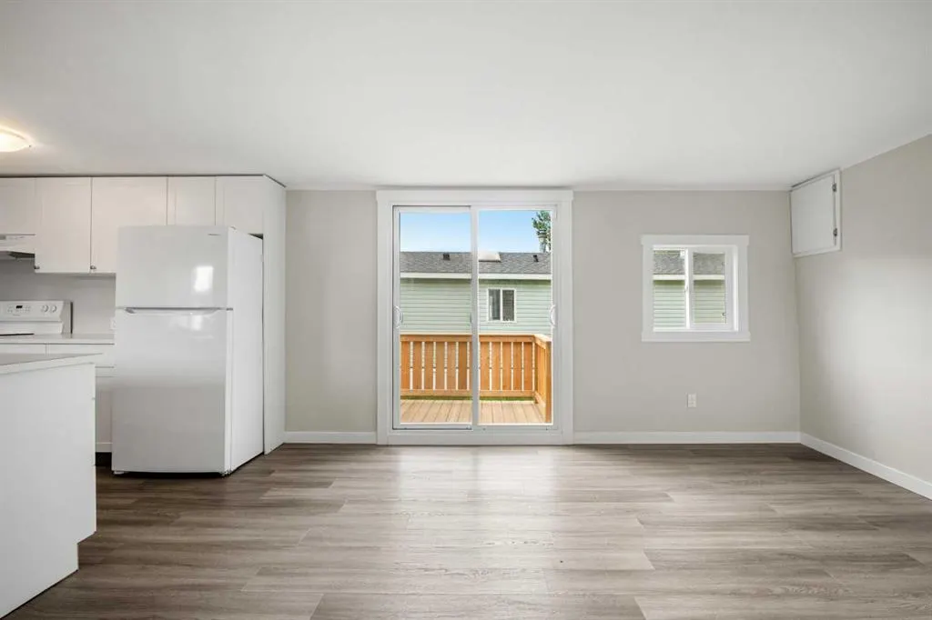 6220 17 Avenue SE #242