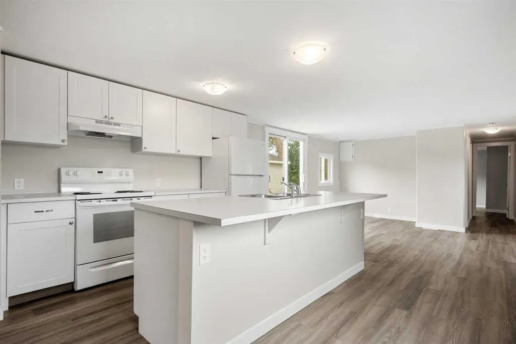 6220 17 Avenue SE #242