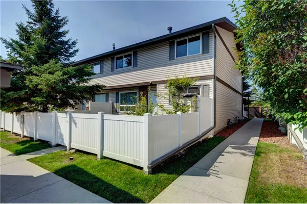 740 Bracewood Drive SW