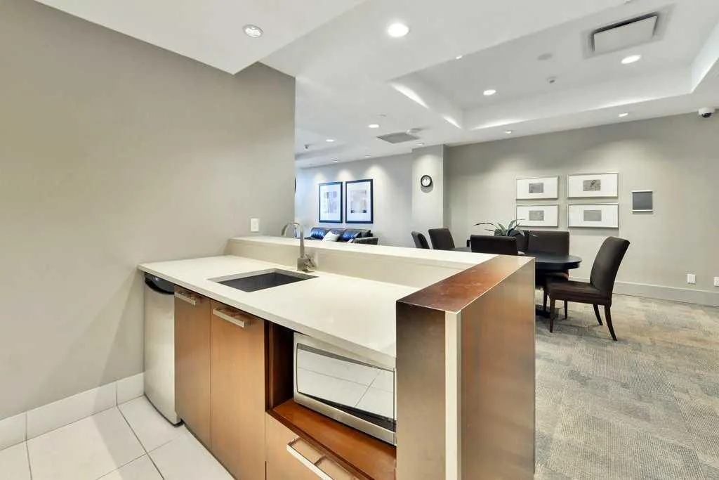 1118 12 Avenue SW #1407