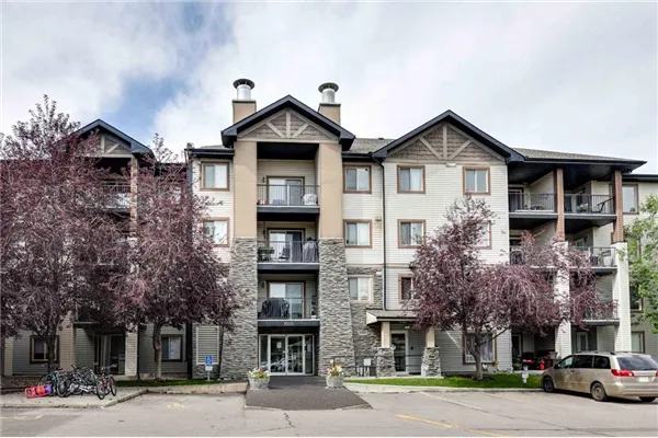 8 Bridlecrest Drive SW