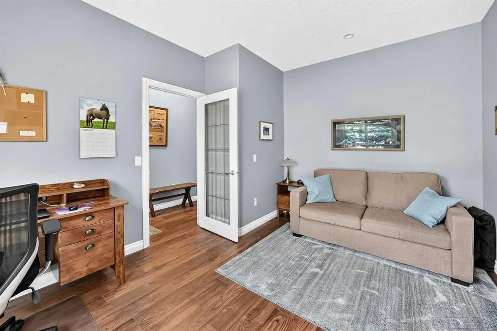84 River Heights View