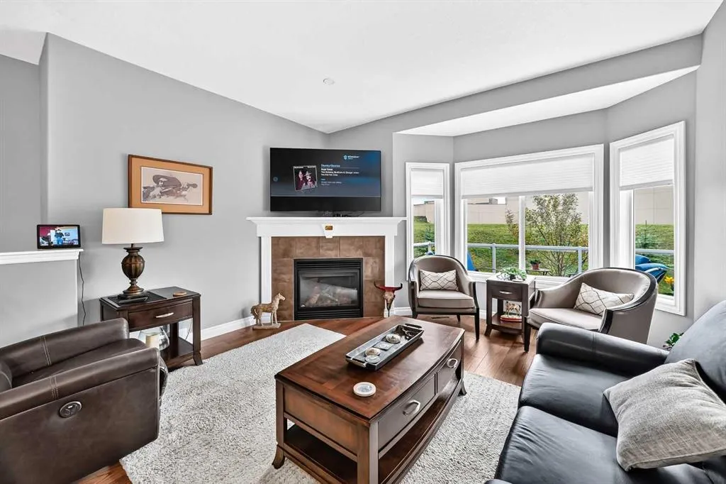 84 River Heights View