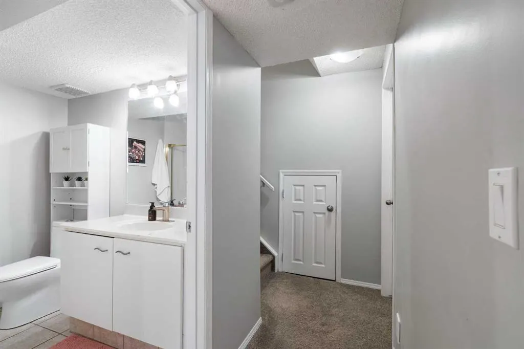 2429 28 Street SW #3
