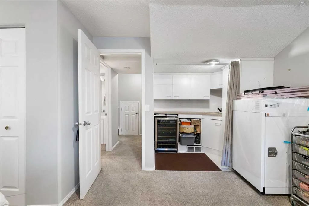 2429 28 Street SW #3