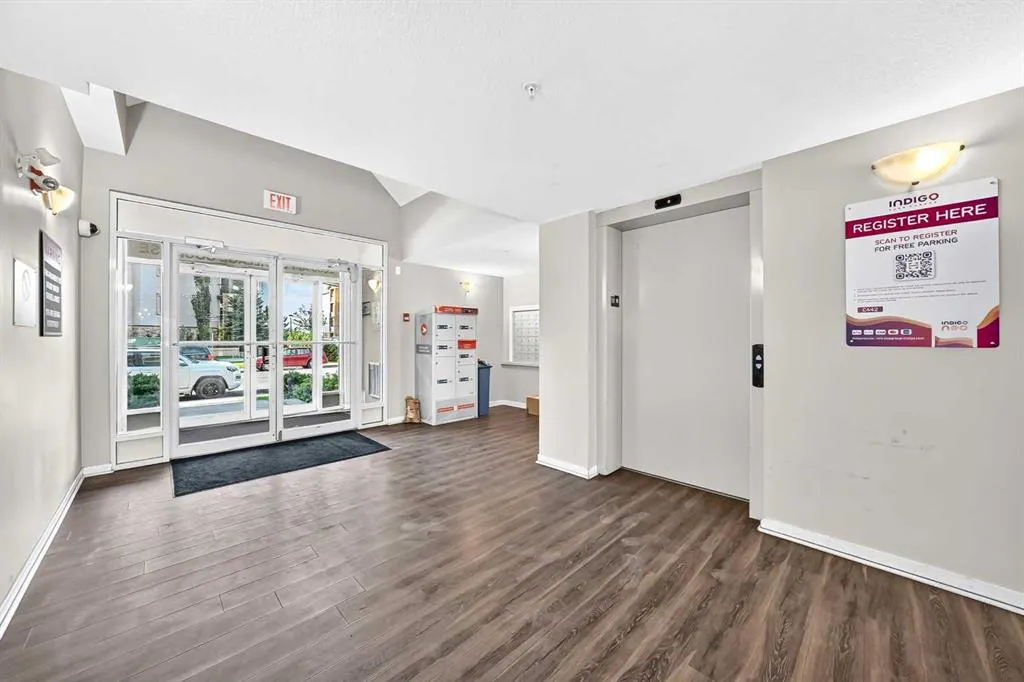 2000 Applevillage Court SE #411