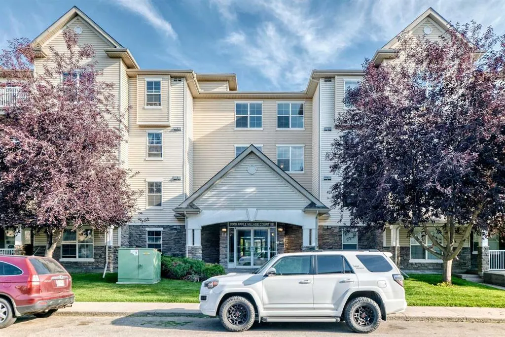 2000 Applevillage Court SE #411
