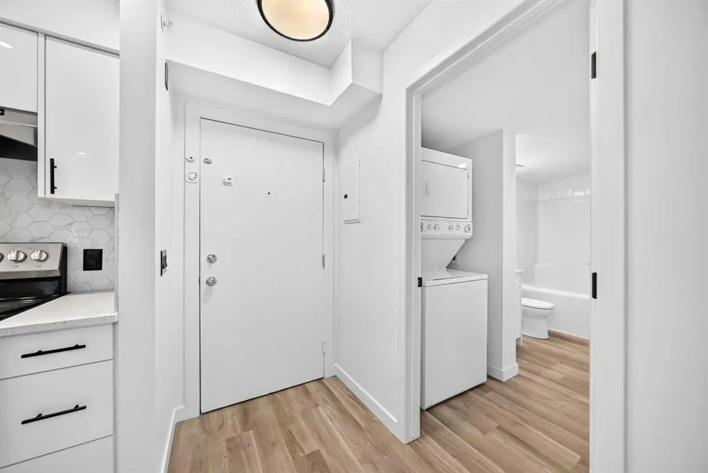 2000 Applevillage Court SE #411